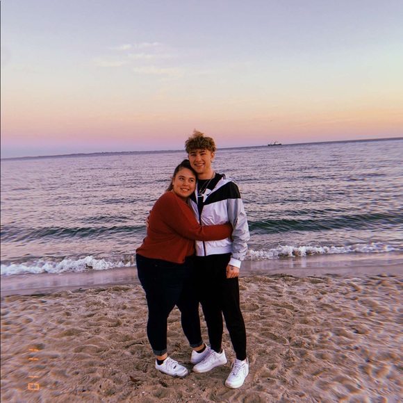 Meet your Posher, Posh - Picture 8 of 8